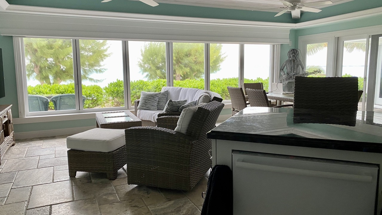 Photo of Livingroom in Treasure Cay