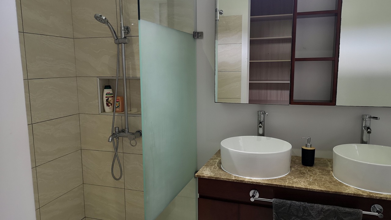 Photo of Bathroom in Faaa