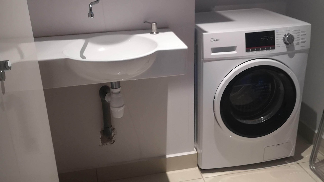 Photo of Bathroom in Faaa
