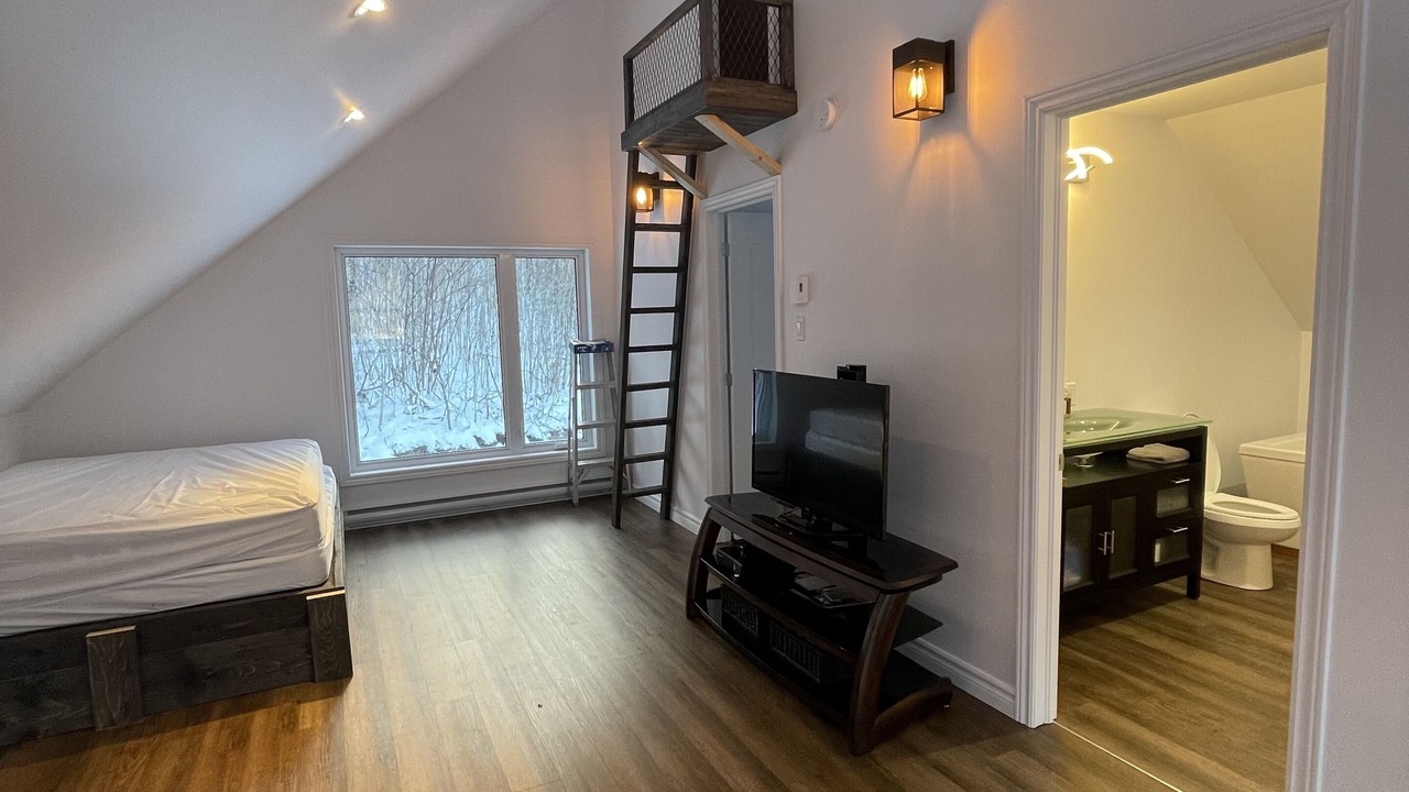 Photo of Bedroom in Pohenegamook