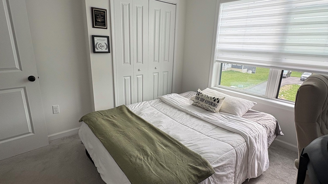 Photo of Bedroom in Washingtonville