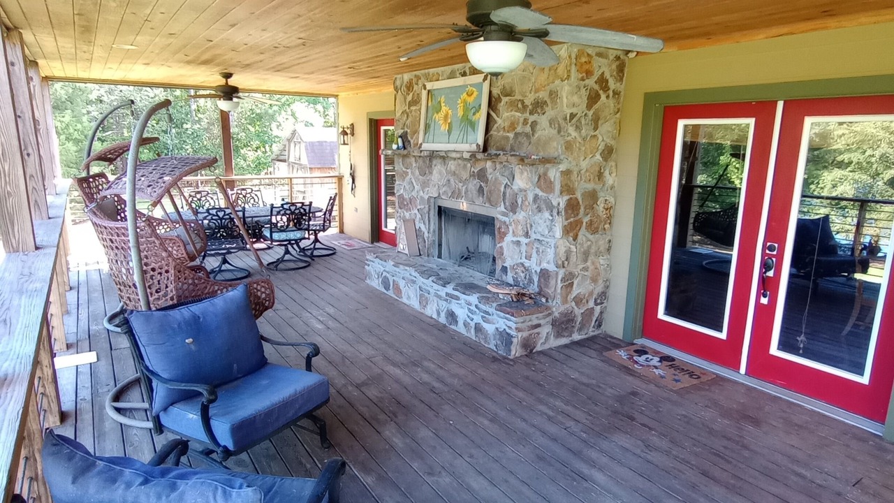 Photo of Patio Balcony in Coosa
