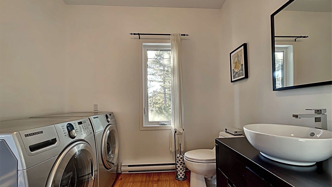 Photo of Bedroom in Saint Irenee