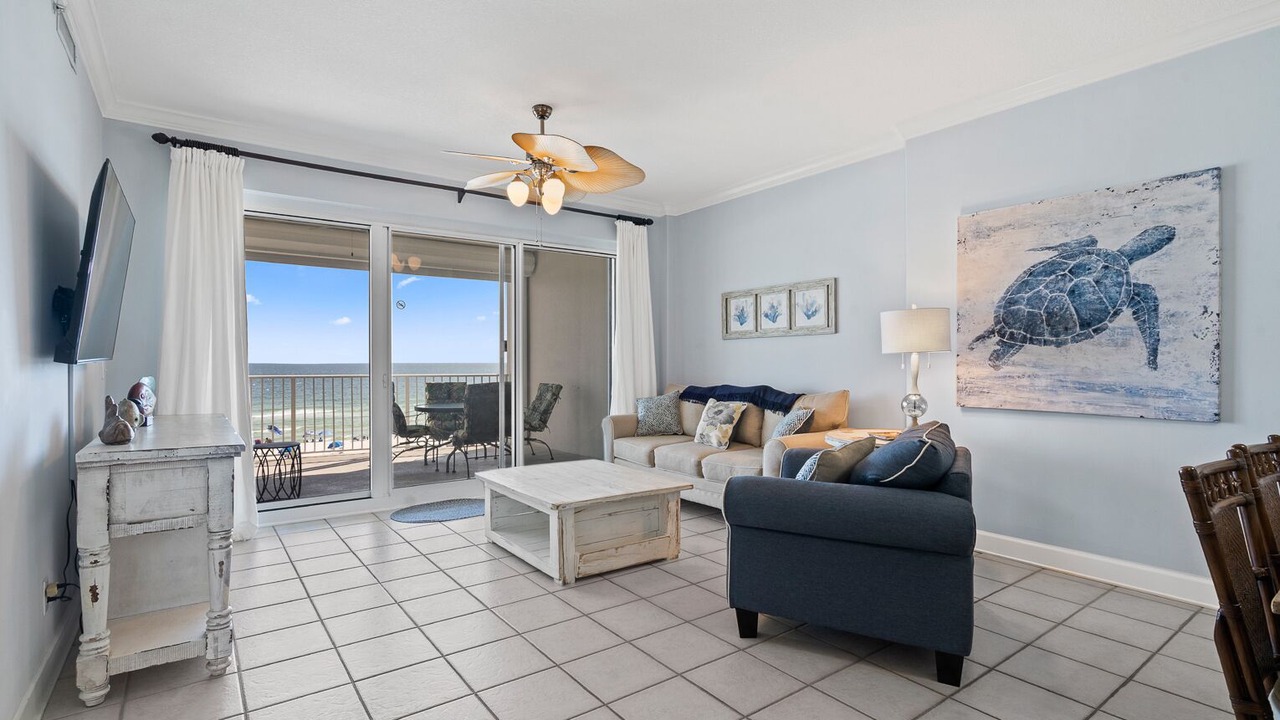 Photo of Livingroom in Orange Beach East