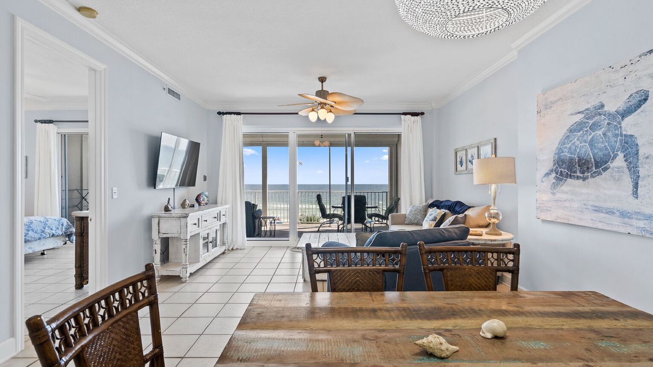 Photo of Livingroom in Orange Beach East