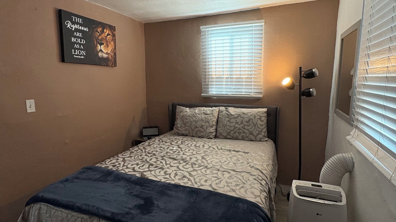 Photo of Bedroom in Florence-Graham
