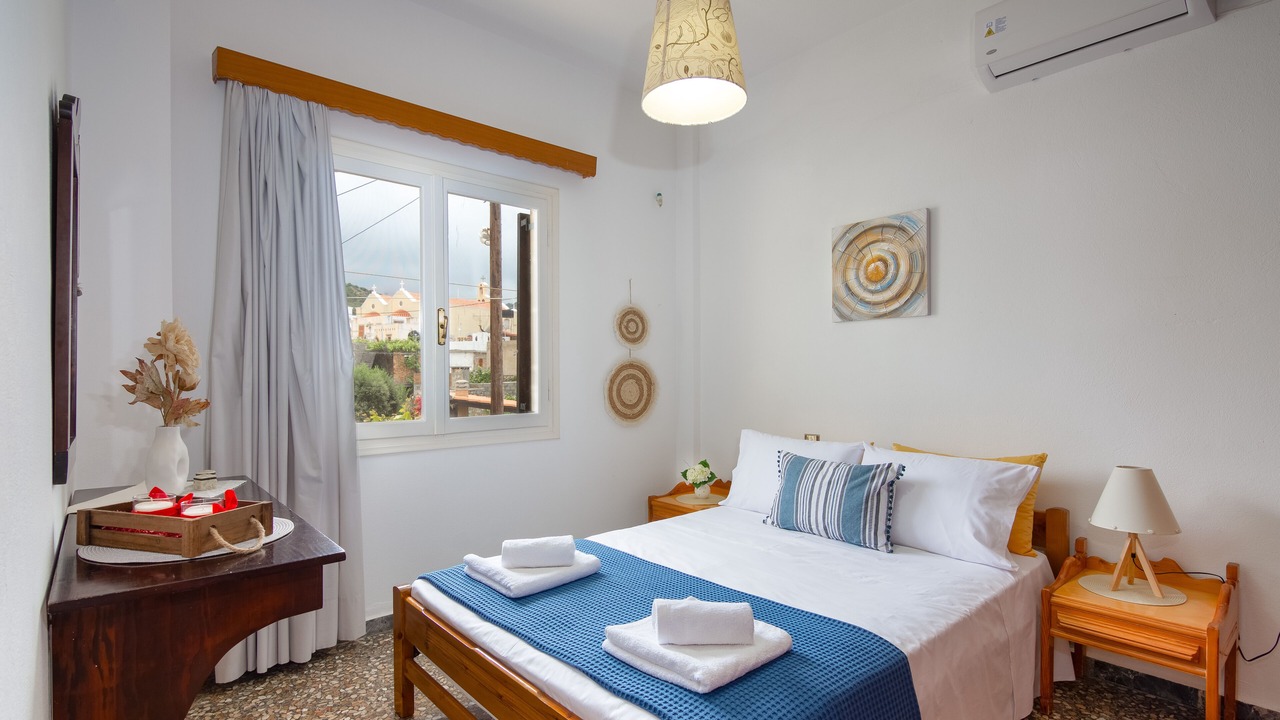 Photo of Bedroom in Milatos