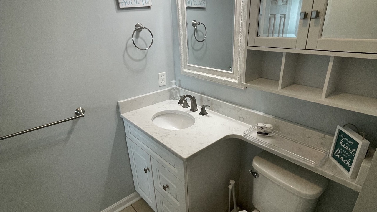 Photo of Bathroom in Caswell Beach