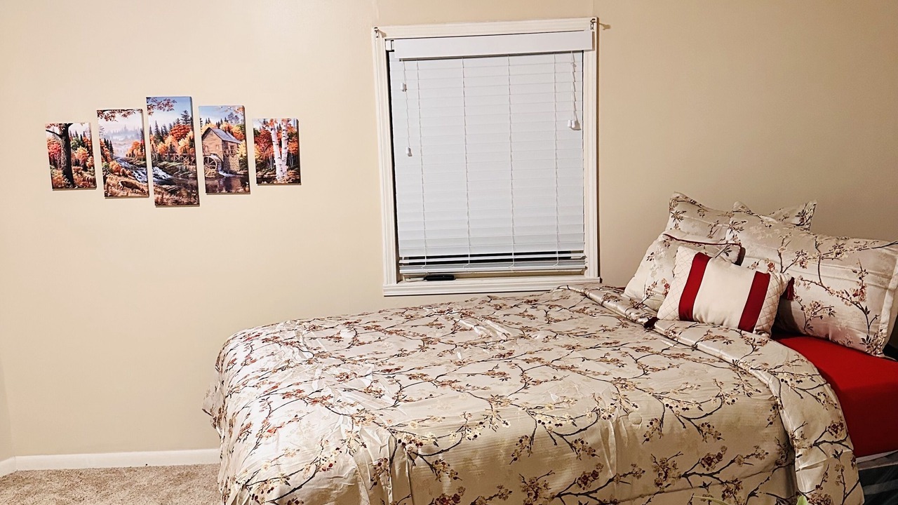 Photo of Bedroom in Wetumpka