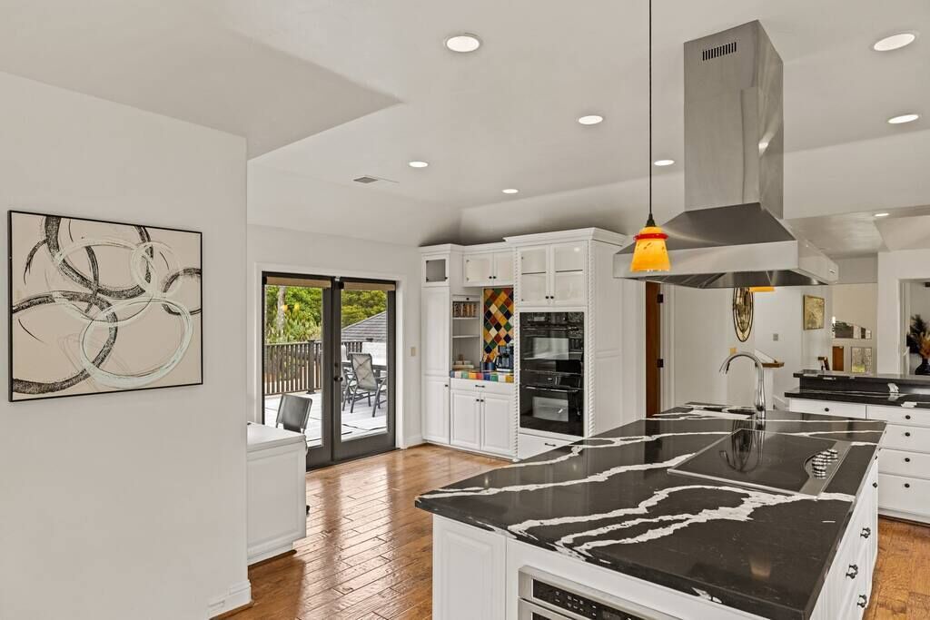 Photo of Kitchen in Del Monte Forest