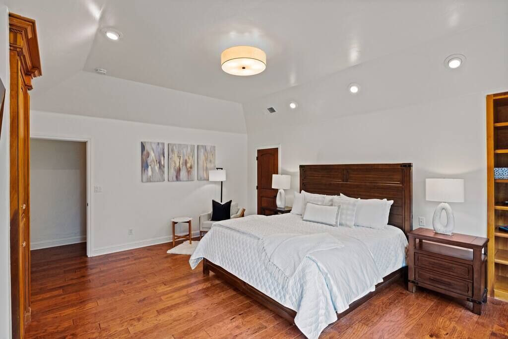 Photo of Bedroom in Del Monte Forest