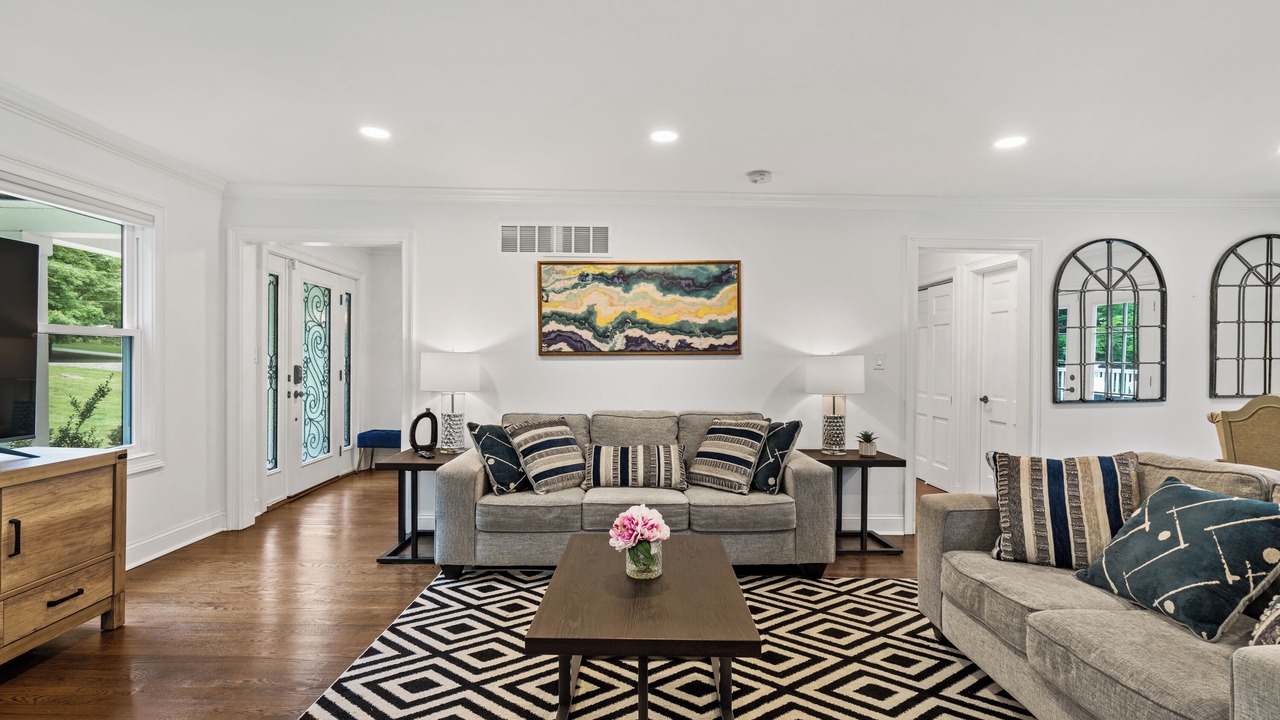 Photo of Livingroom in Princeton