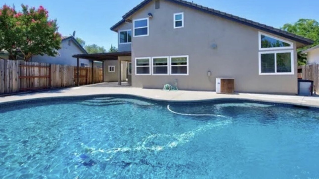 Photo of Outdoor in Nut Tree