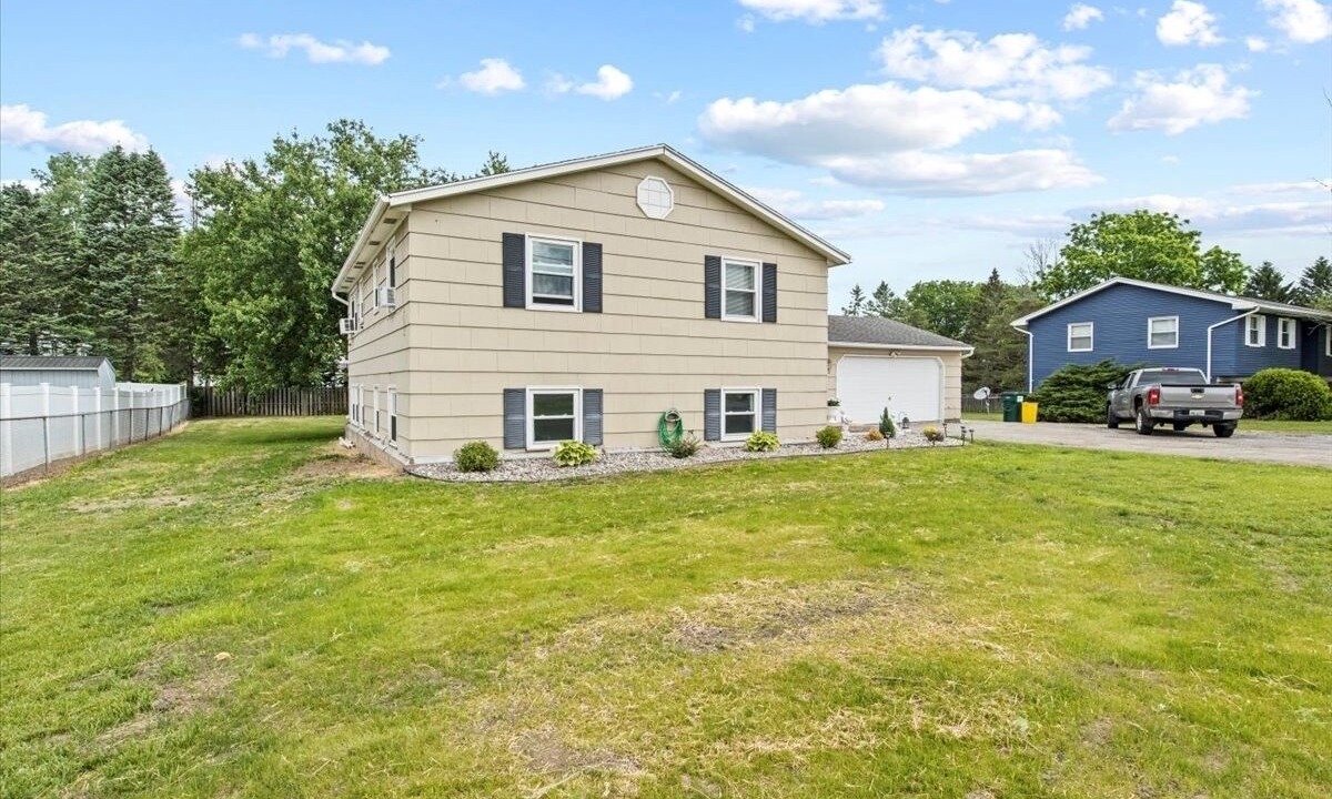 Photo of Outdoor in Farmington