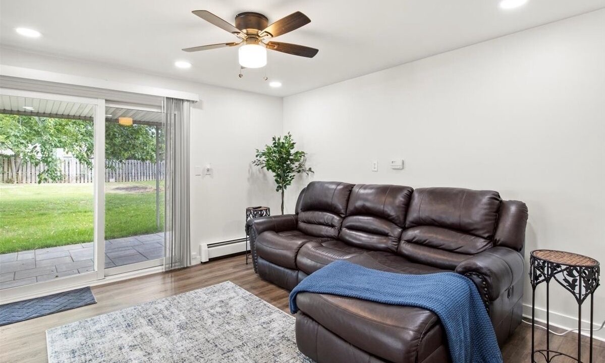 Photo of Livingroom in Farmington