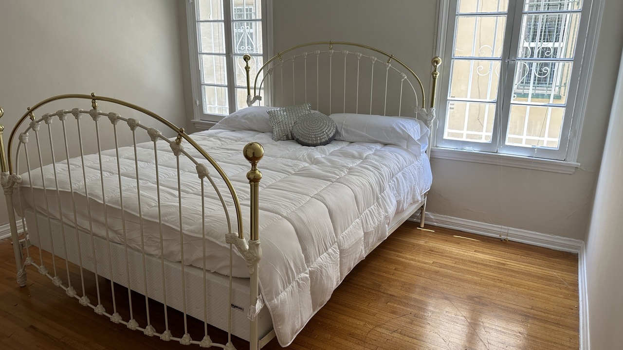 Photo of Bedroom in Carthay Circle