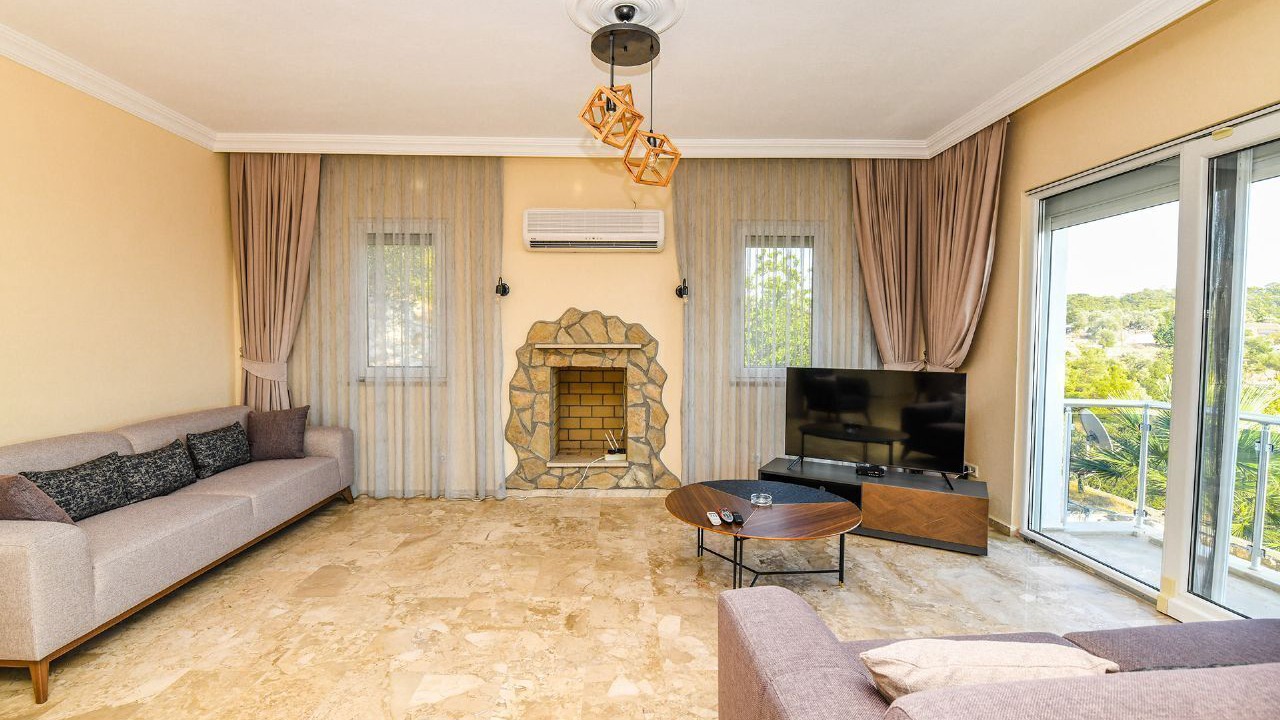 Photo of Livingroom in Faralya
