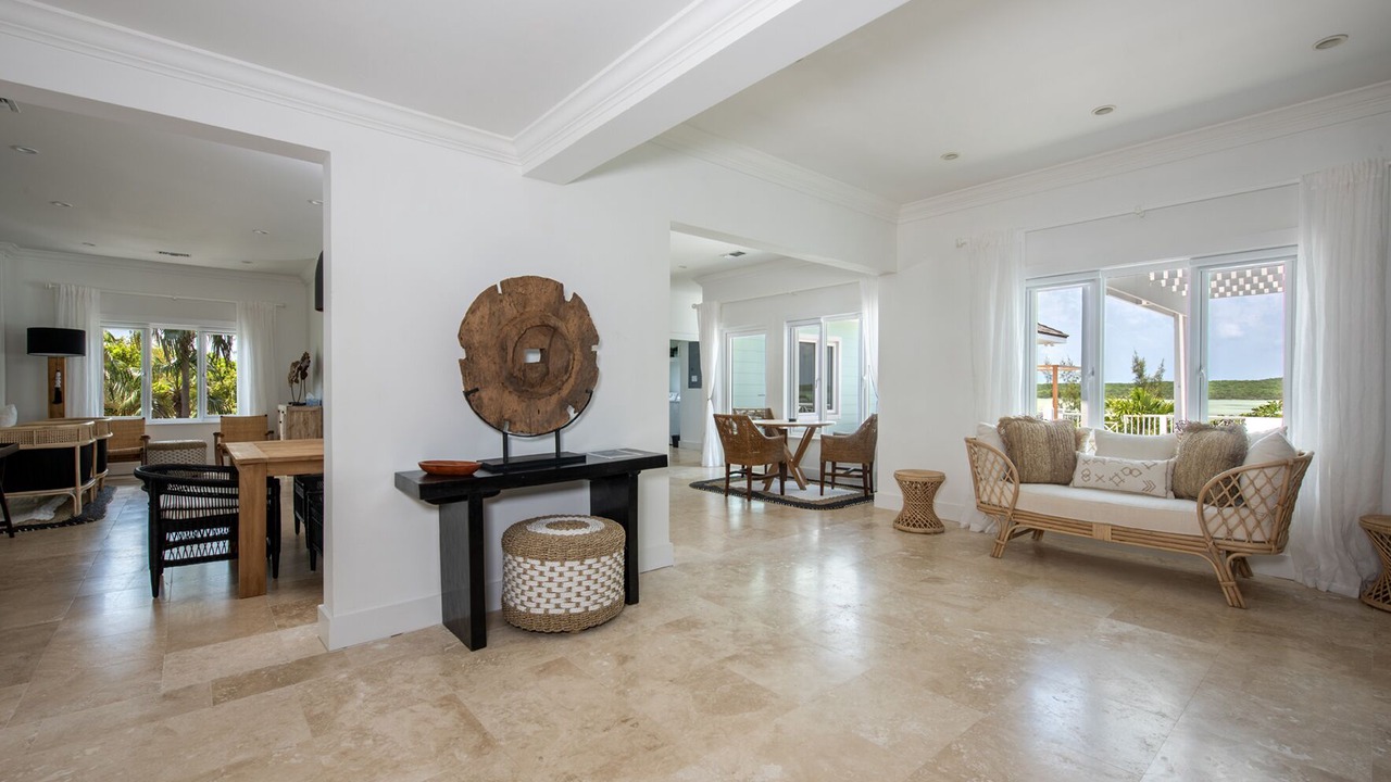 Photo of Bedroom in Savannah Sound