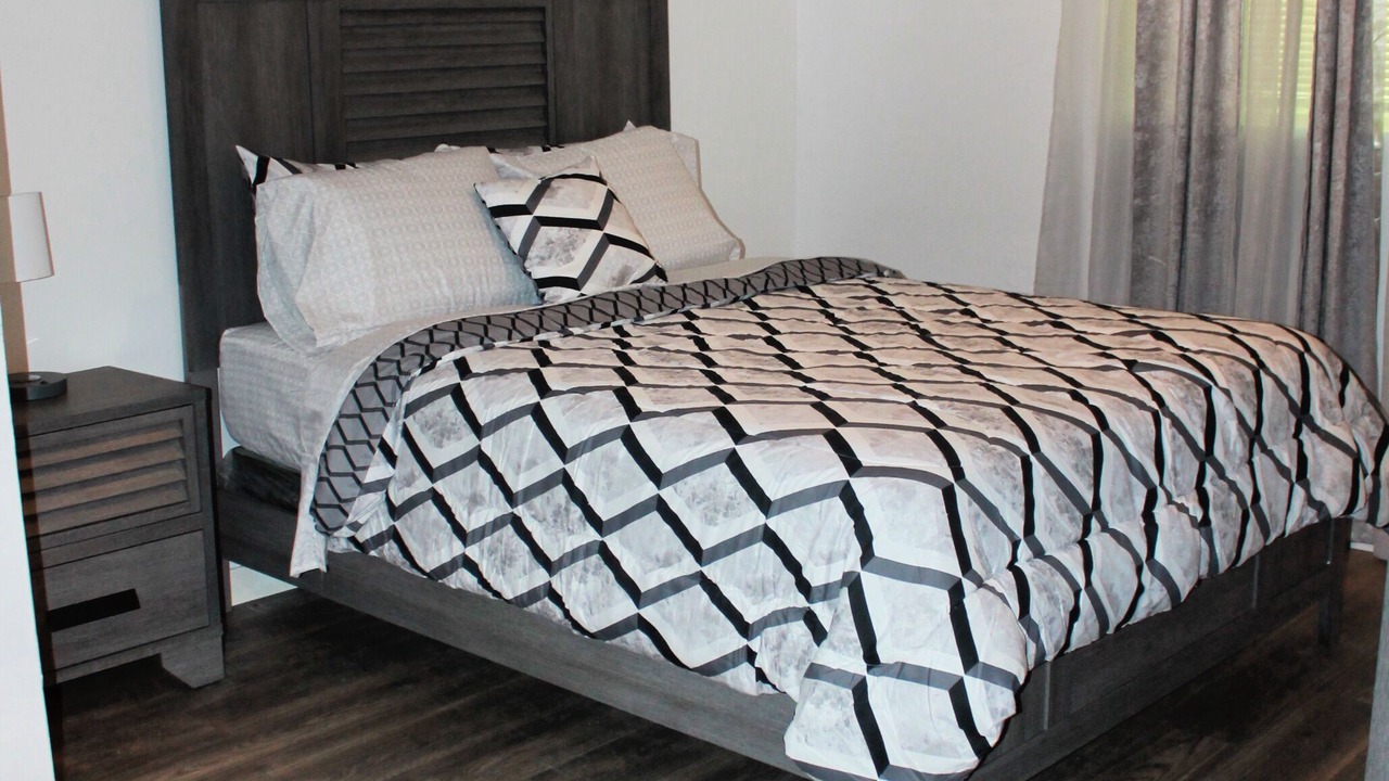 Photo of Bedroom in Sunset Junction