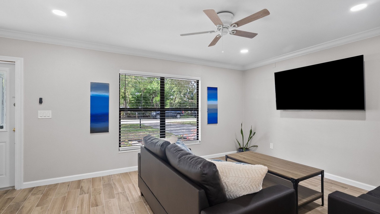 Photo of Bedroom in Lakewood Park
