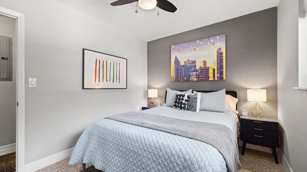 Photo of Bedroom in Wilton Manors