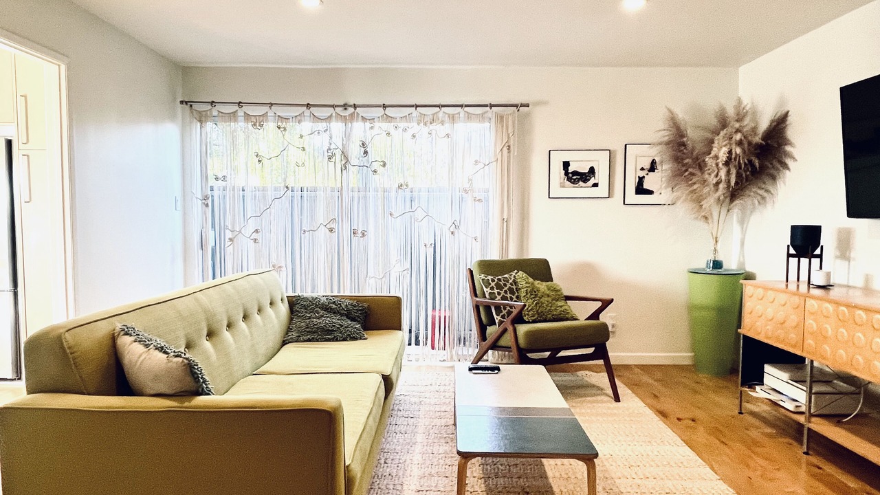 Photo of Livingroom in Calabasas
