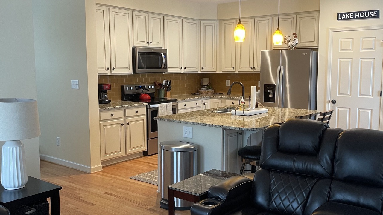 Photo of Livingroom in Eatons Crossing
