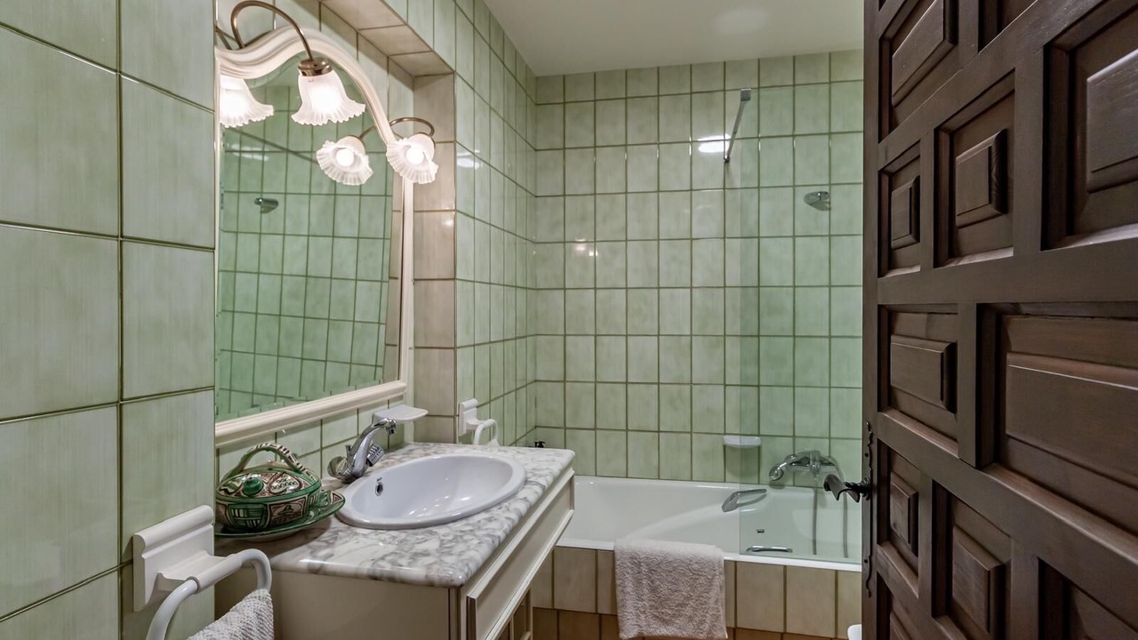 Photo of Bathroom in Darnius