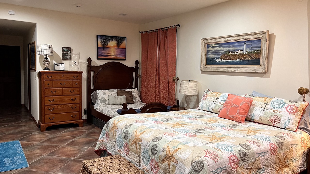 Photo of Bedroom in North Long Beach