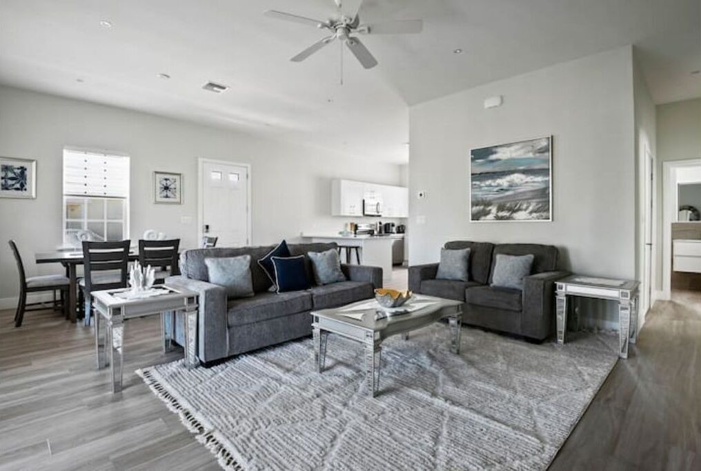 Photo of Livingroom in Palm Cay