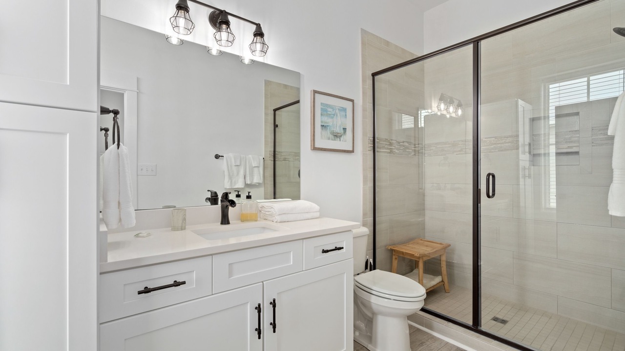 Photo of Bathroom in Orange Beach