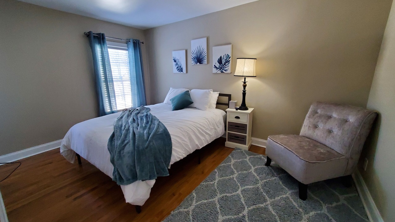 Photo of Bedroom in Auburn