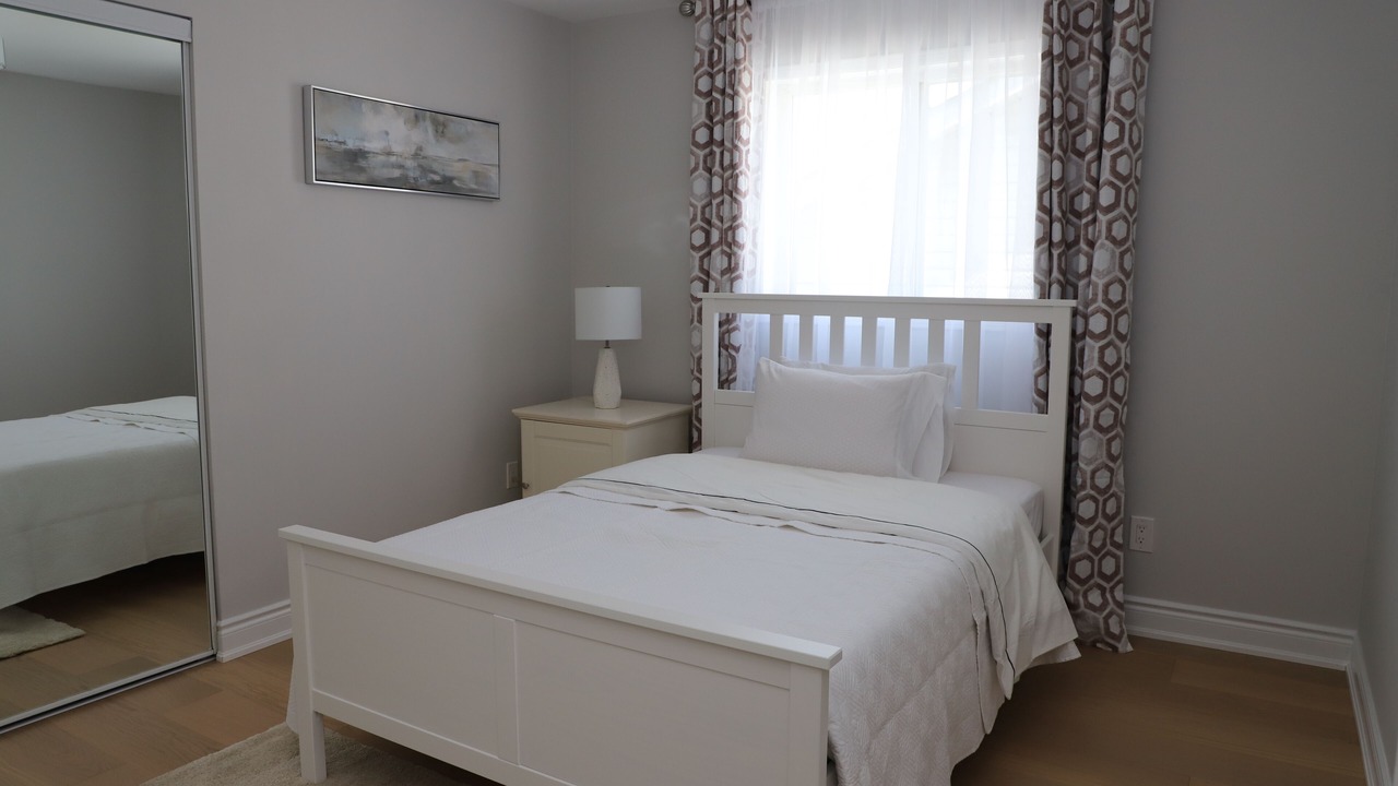 Photo of Bedroom in Alcona