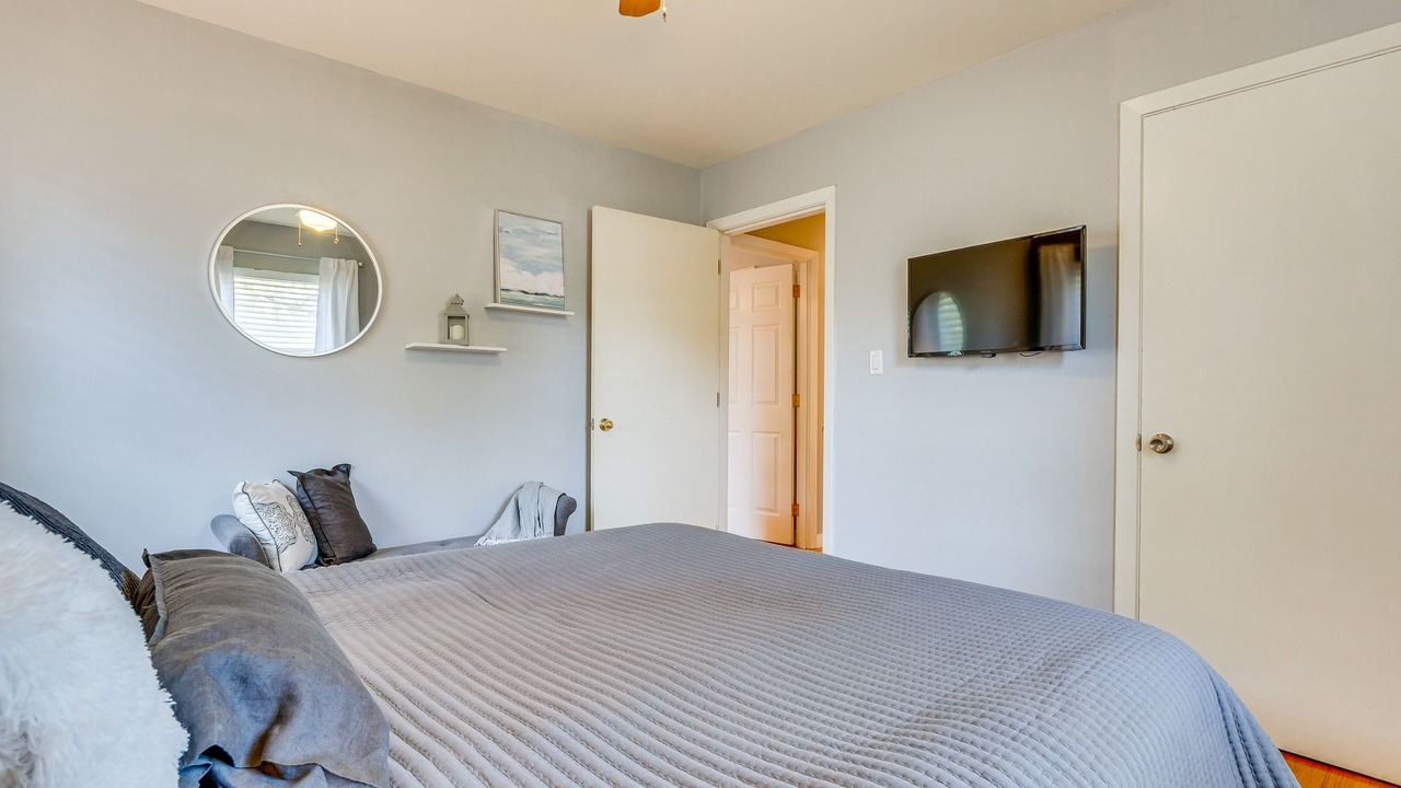 Photo of Bedroom in Southeast Pensacola