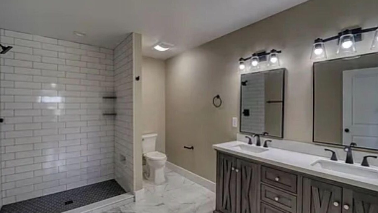 Photo of Bathroom in Todd