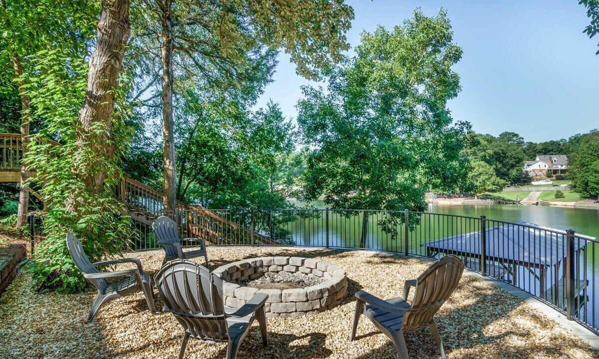 Photo of Patio Balcony in Northport