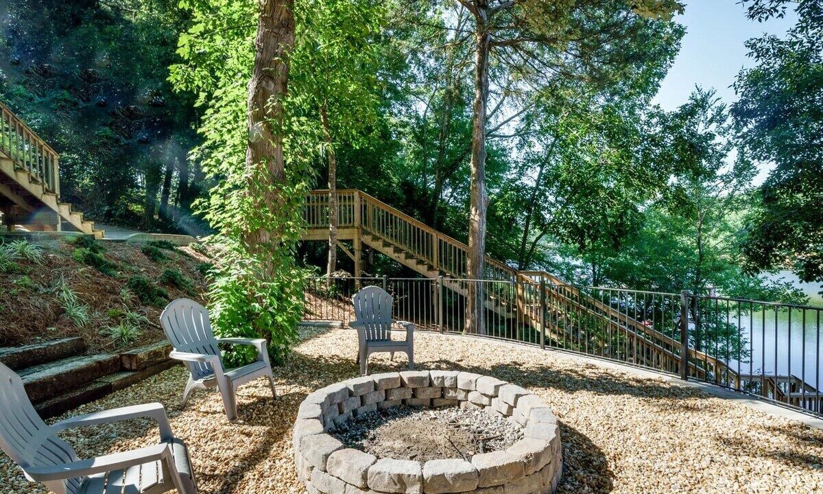 Photo of Outdoor in Northport