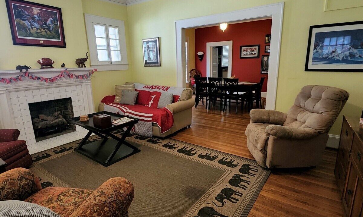 Photo of Livingroom in Tuscaloosa