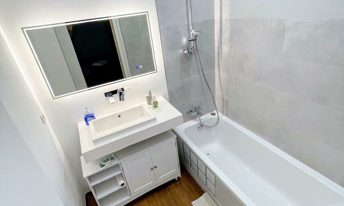 Photo of Bathroom in Quartier du Port