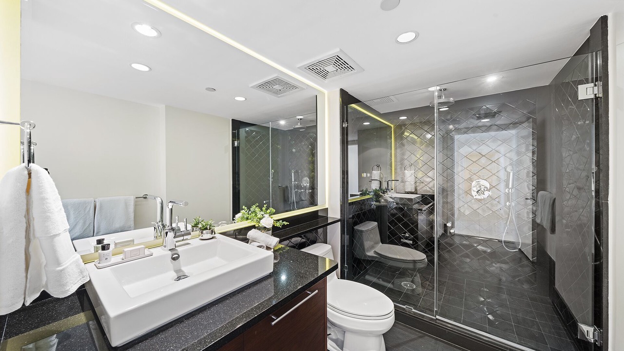 Photo of Bathroom in City Center