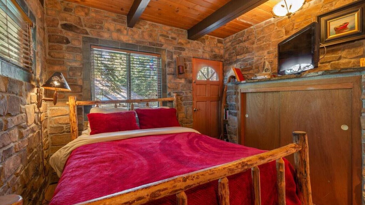 Photo of Bedroom in Chamberlands