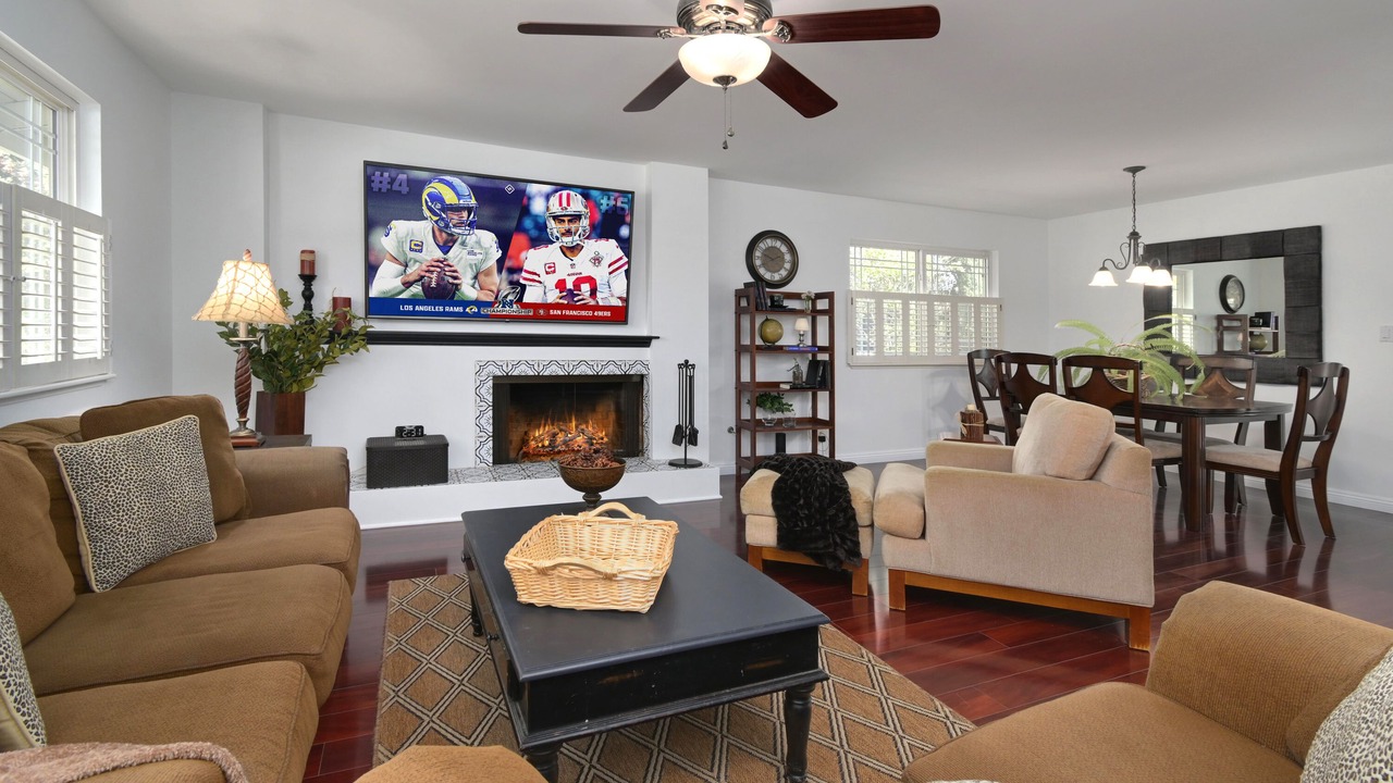 Photo of Bedroom in Thousand Oaks