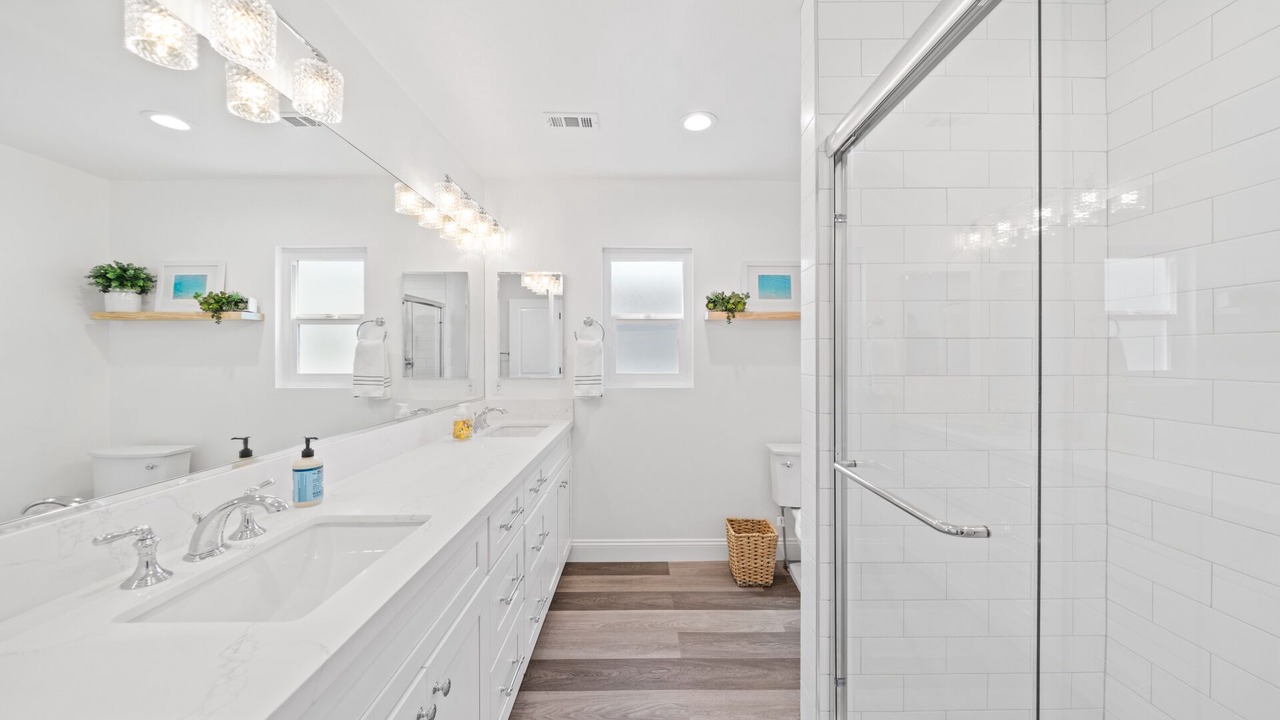 Photo of Bathroom in Balboa Island