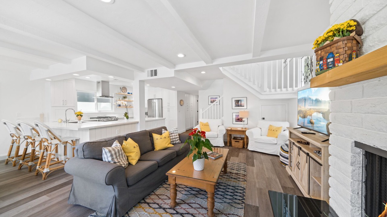 Photo of Livingroom in Balboa Island