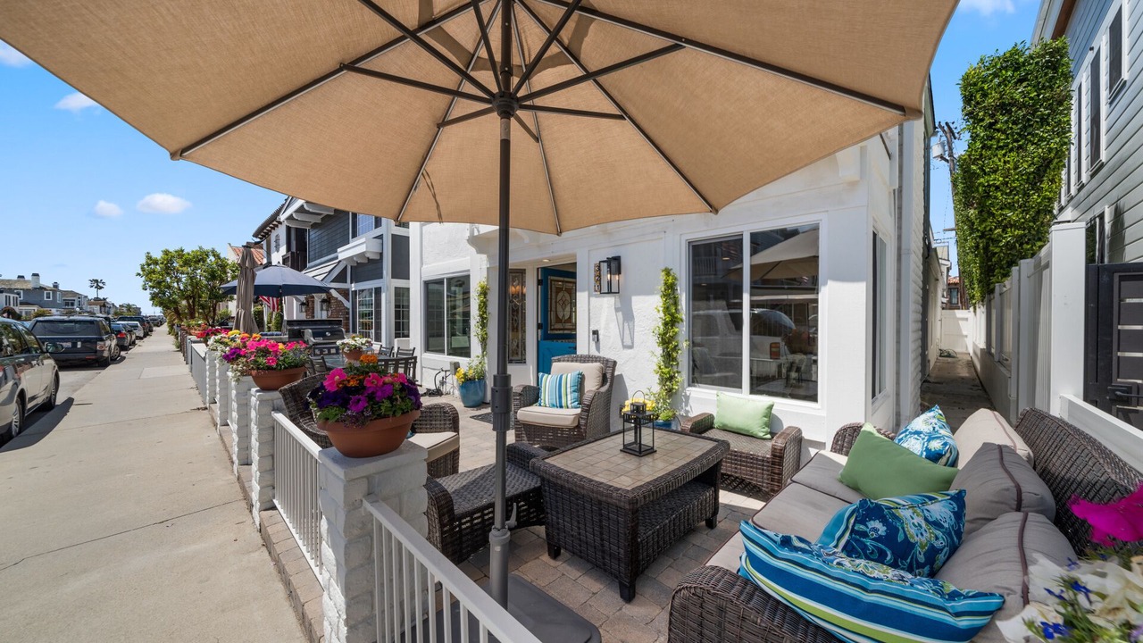 Photo of Patio Balcony in Balboa Island