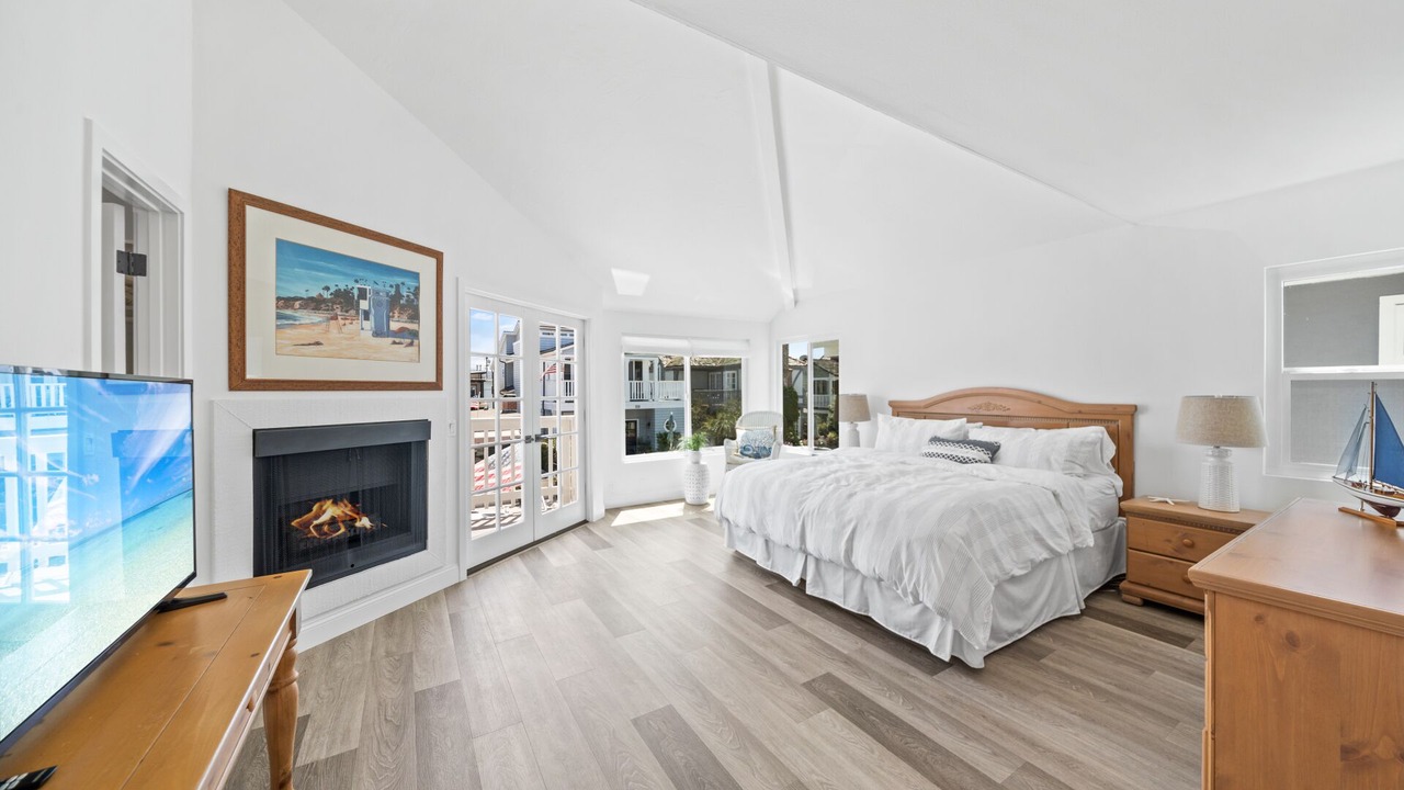 Photo of Bedroom in Balboa Island