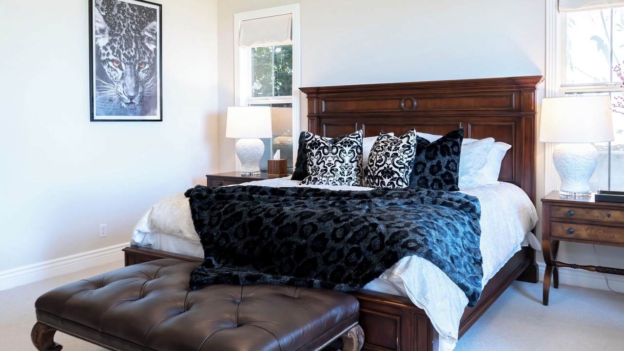 Photo of Bedroom in Newport Coast