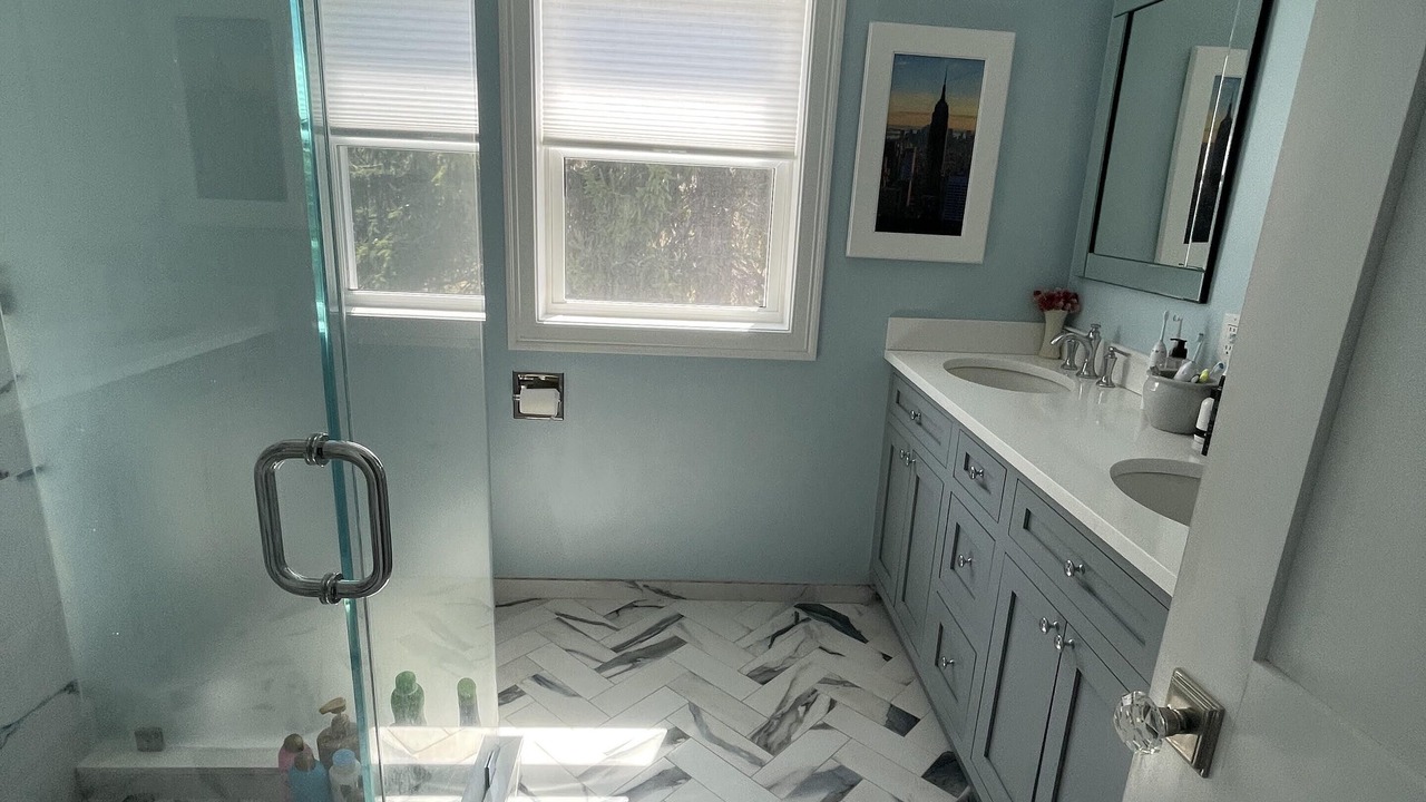 Photo of Bathroom in Garrison