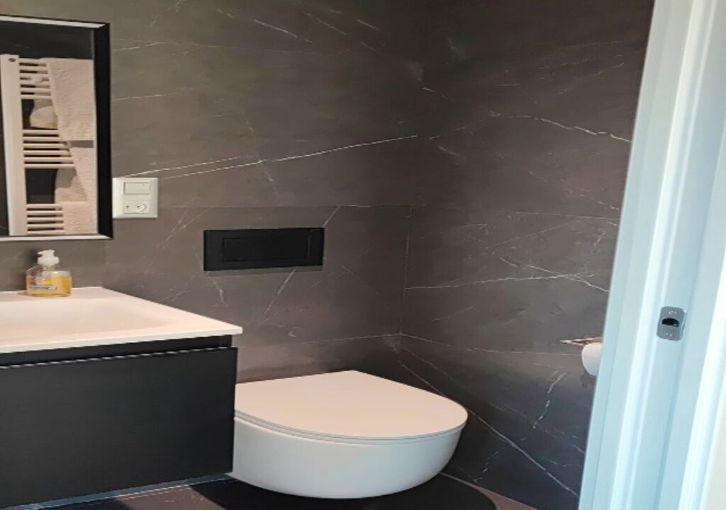 Photo of Bathroom in Quartier du Port