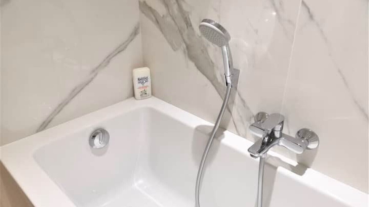 Photo of Bathroom in Quartier du Port